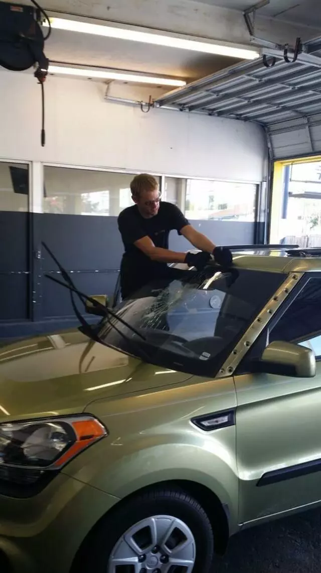 Auto Glass Now - Jacksonville
