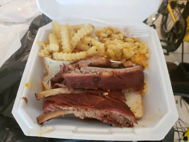Papa&apos;s Chicken & Rib Shack