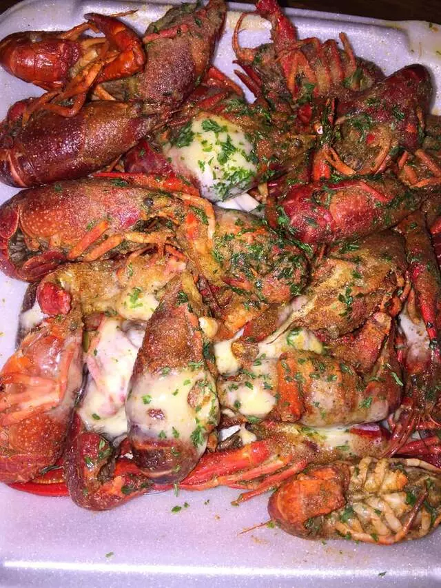 AJ’s Seafood