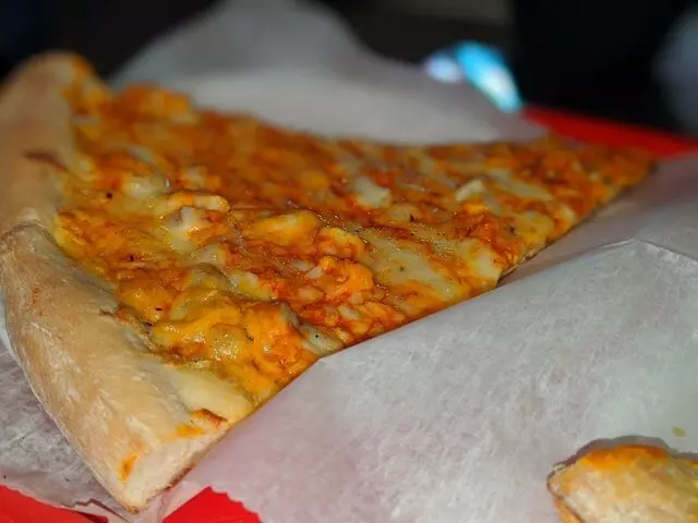 Biggie’s Pizza - 5 Points
