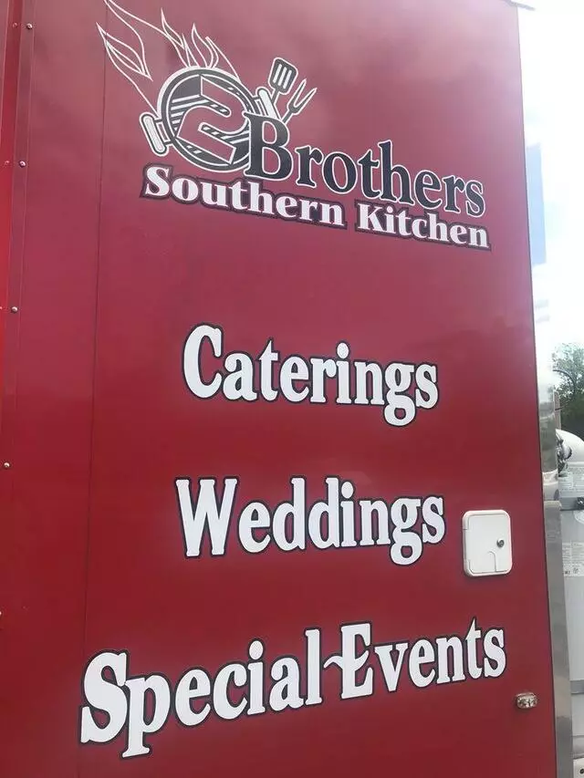 2Brothers Southern Kitchen