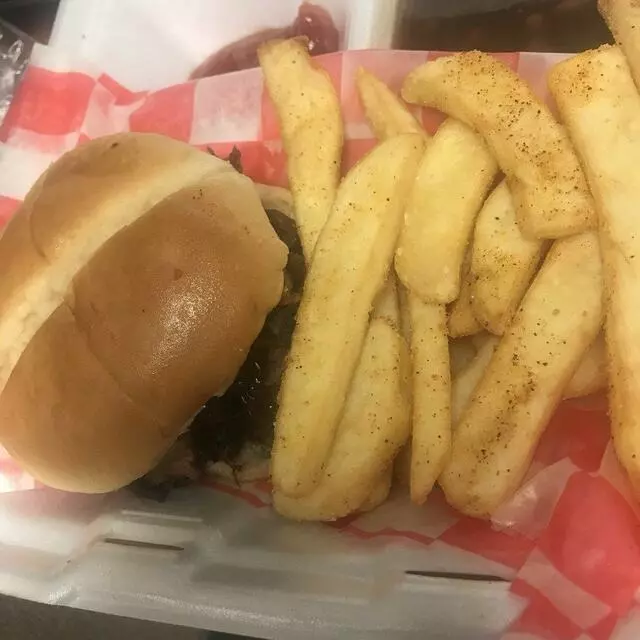 2Brothers Southern Kitchen