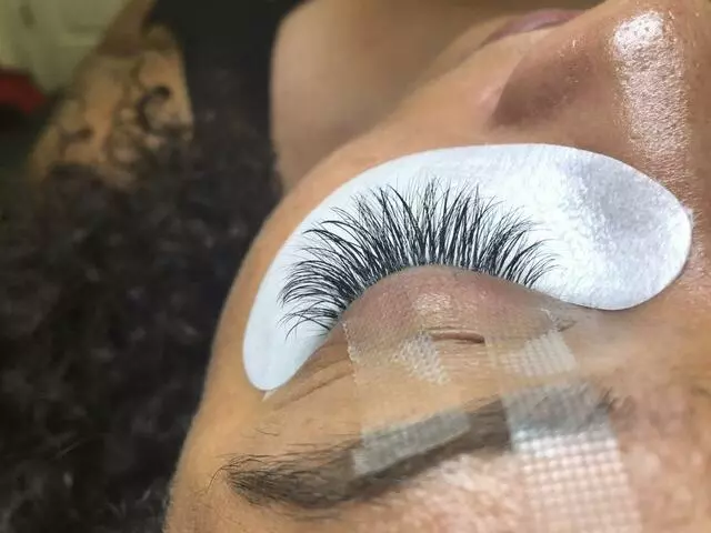 Alluring Lashes & Brows