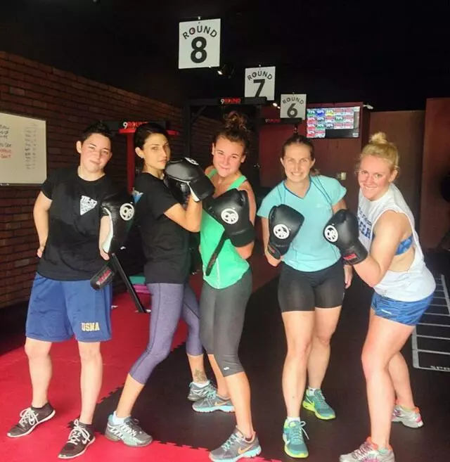 9ROUND