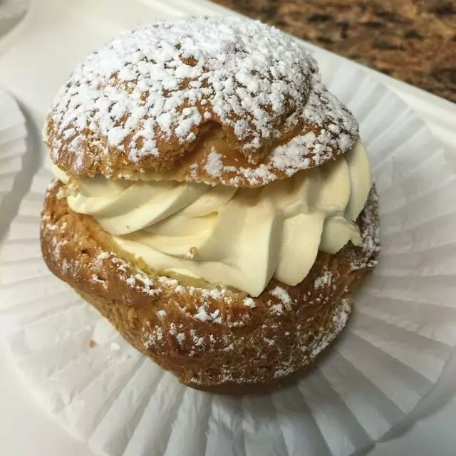 Amaretti Desserts San Marco