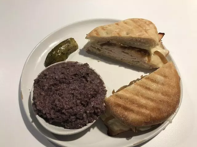 20West Cafe