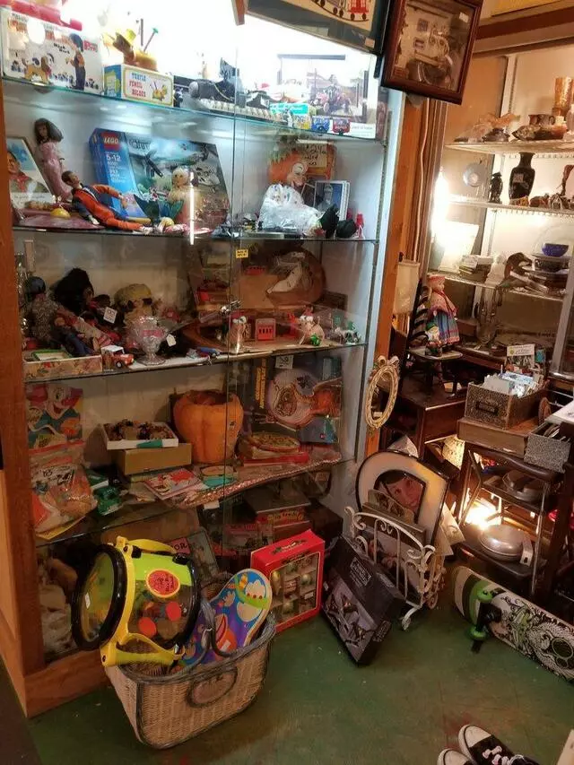 5 Points Vintage