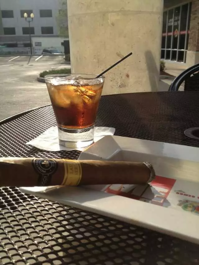 Aromas Cigar & Wine Bar