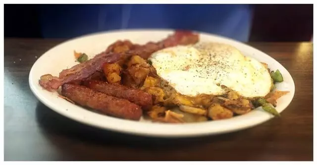 Arlington’s Grill & Cafe