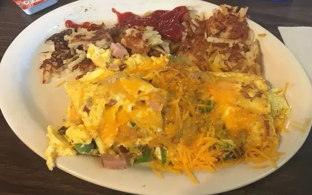 Arlington’s Grill & Cafe