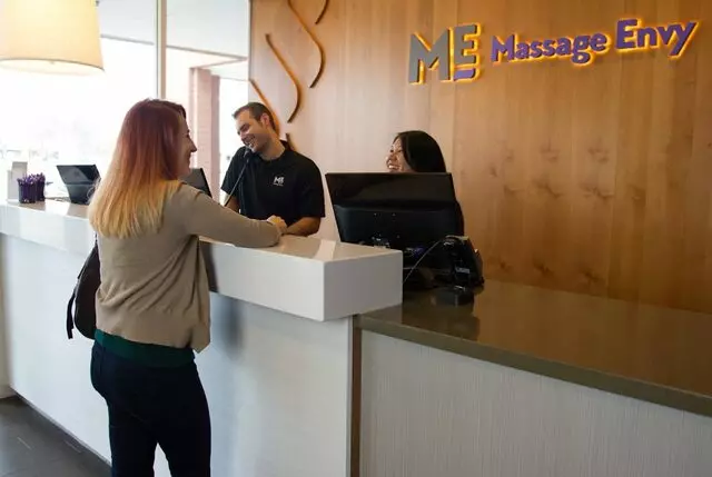 Massage Envy - Oakleaf