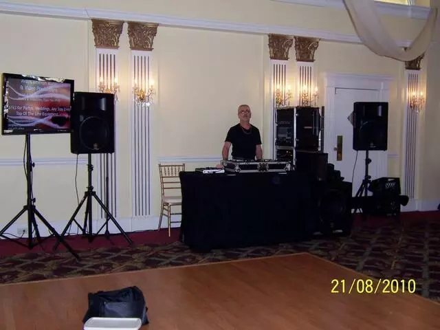 Ava/cameron Audio & Video Productions Inc.