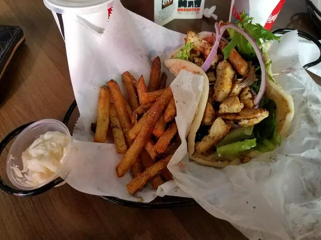 Azucena Corner Deli