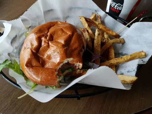 Azucena Corner Deli