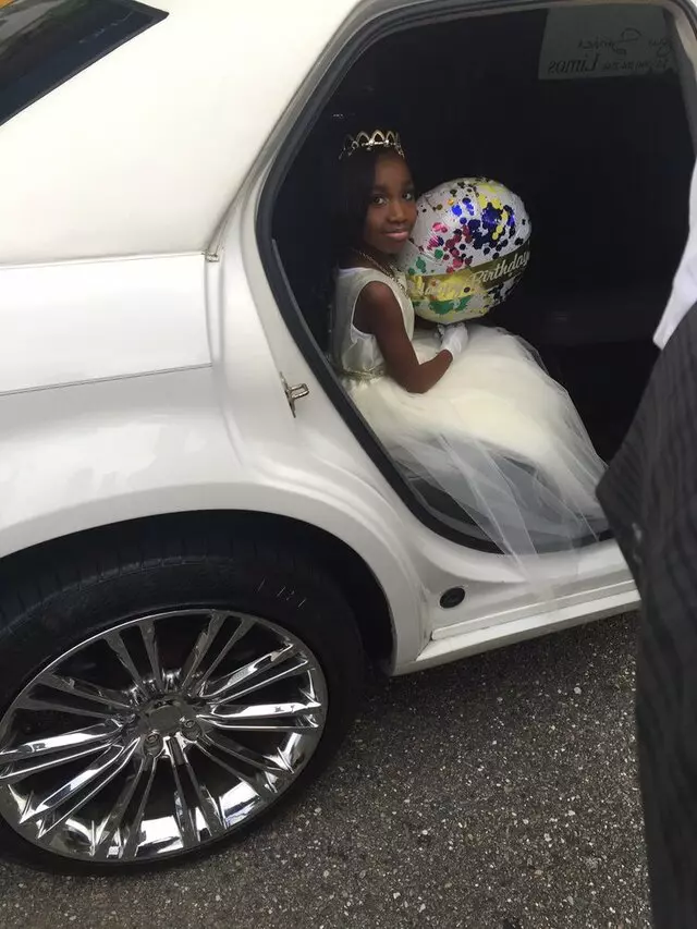 At Your Service Limos