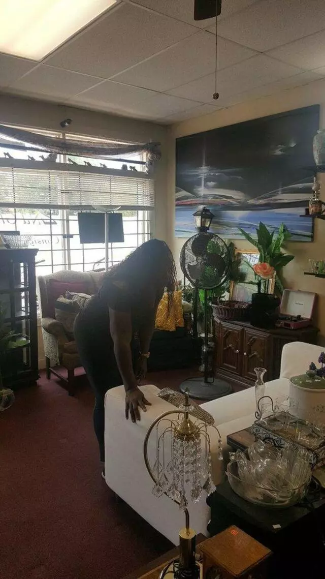 2nd Glance Consignment Shop