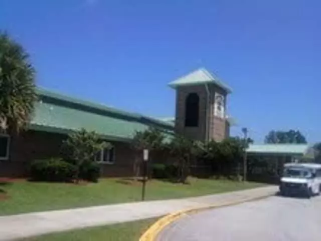 Alimicani Elementary