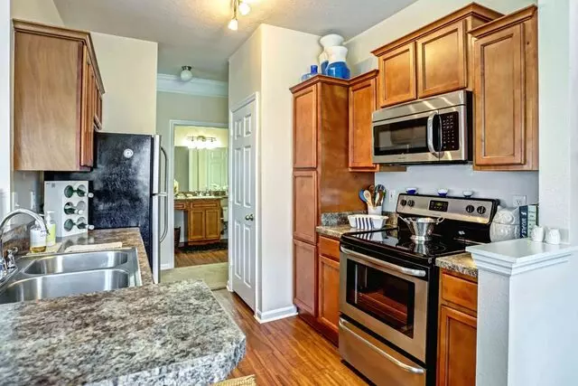 54 Magnolia Apartments