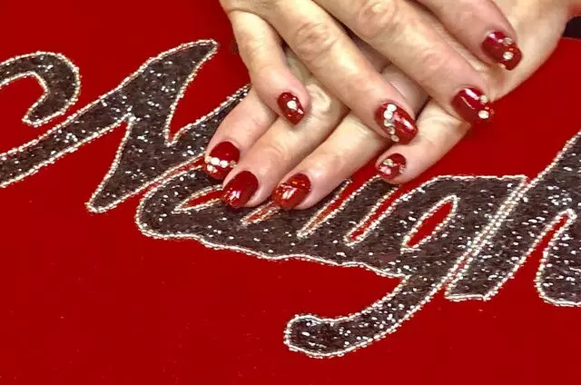20 Nails