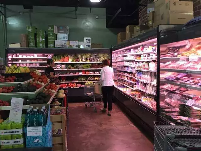Grassroots Natural Market