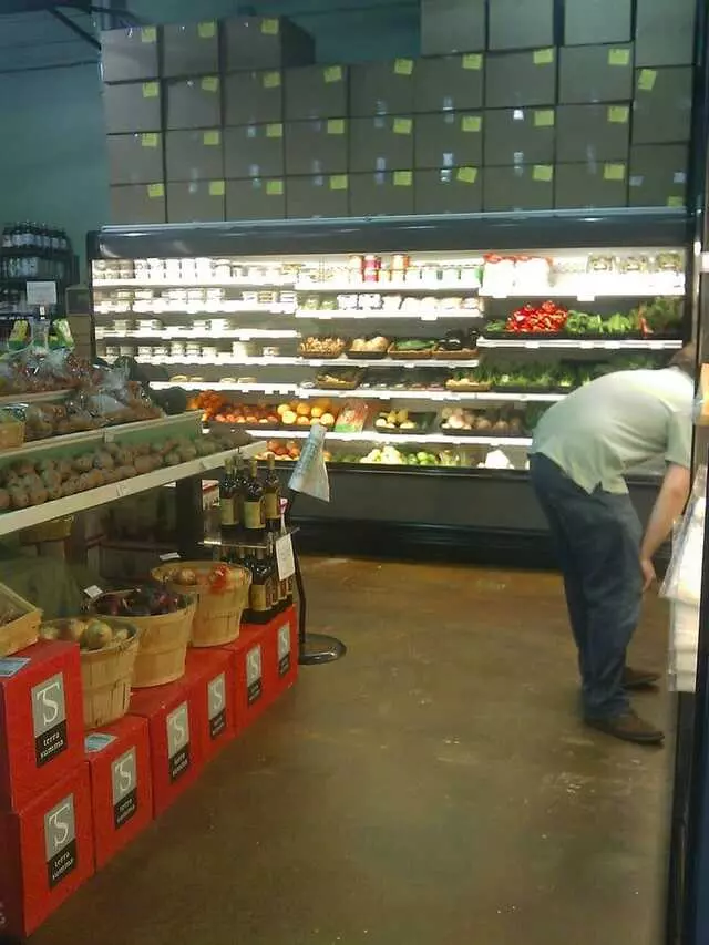 Grassroots Natural Market