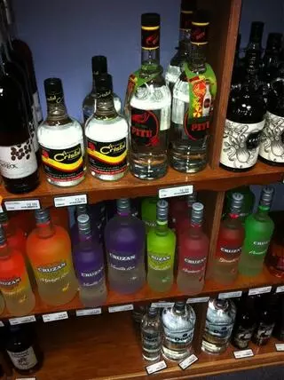 Anjo Liquors