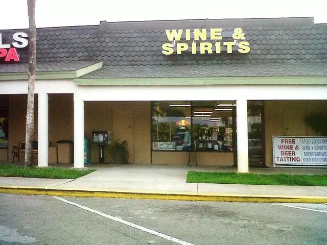 Anjo Liquors