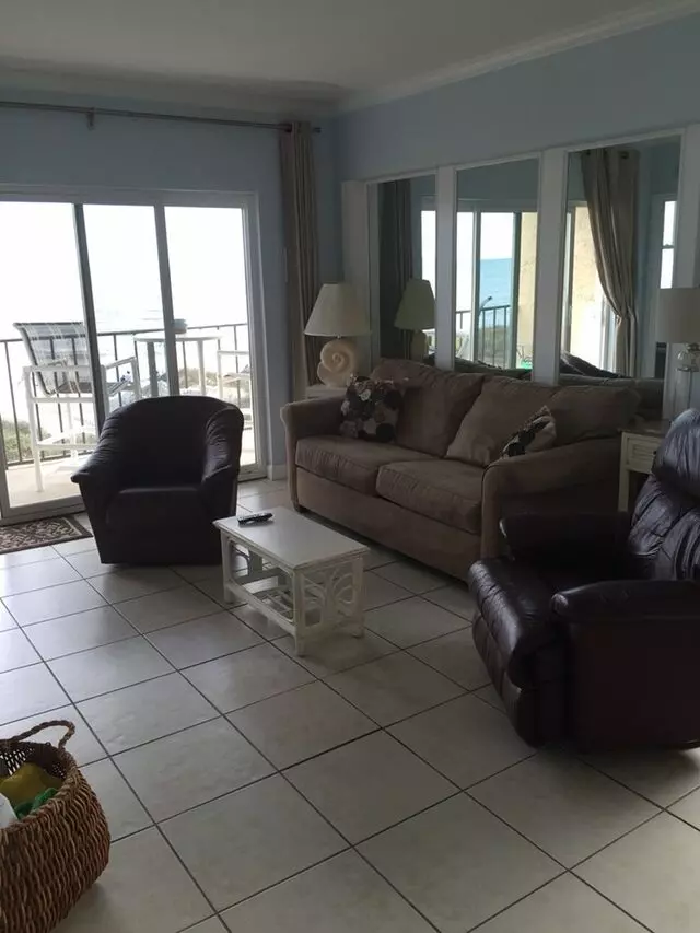 Alicia’s Jacksonville Beach Condo Rentals