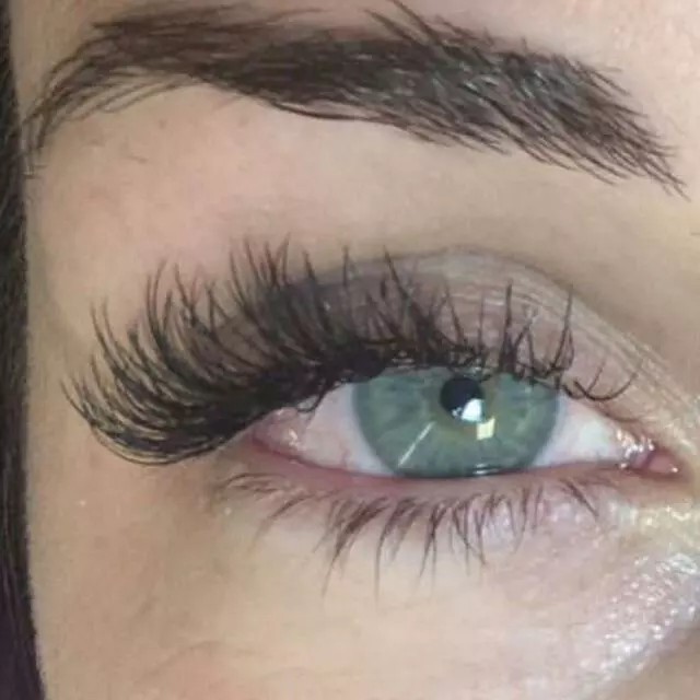 Azja Lash Bar
