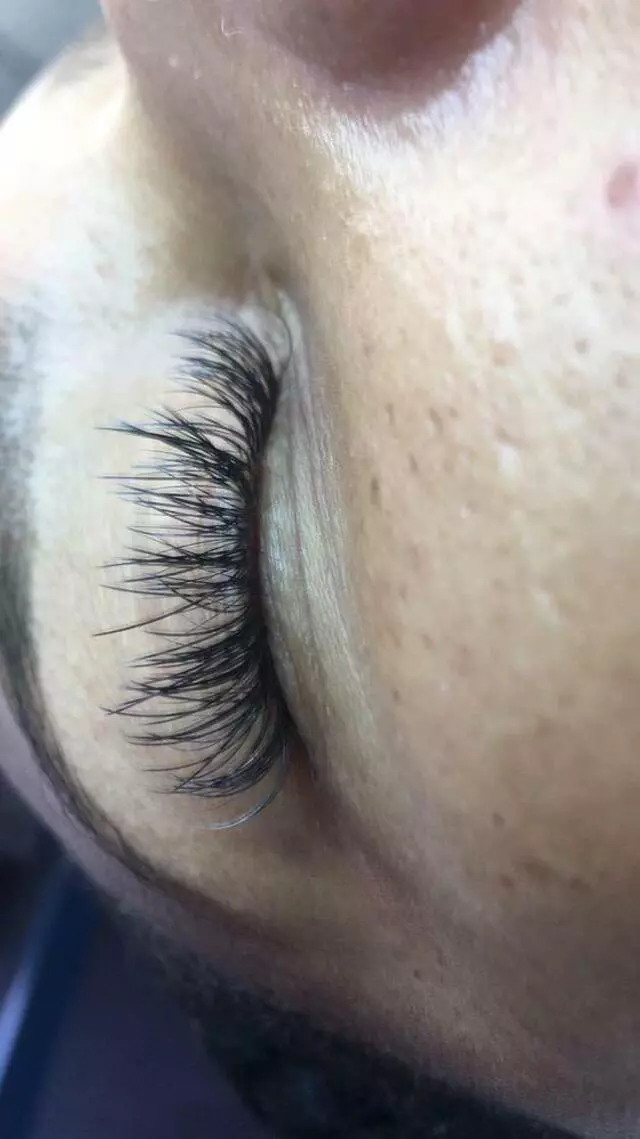 Azja Lash Bar