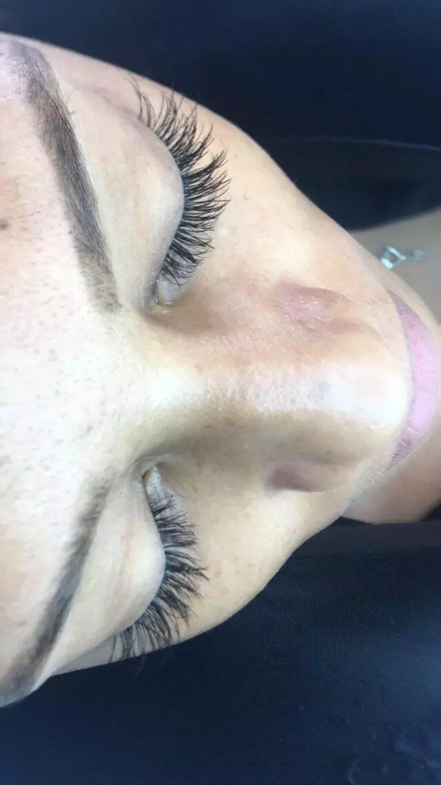 Azja Lash Bar