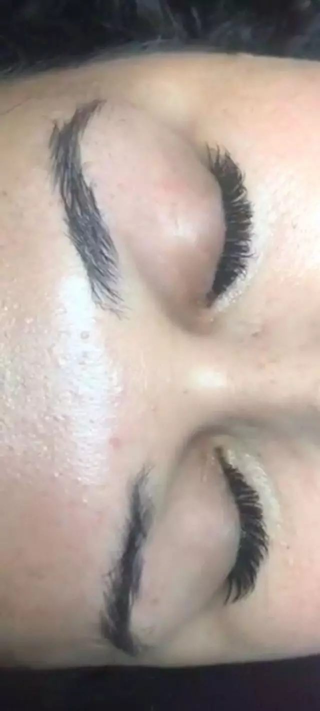 Azja Lash Bar
