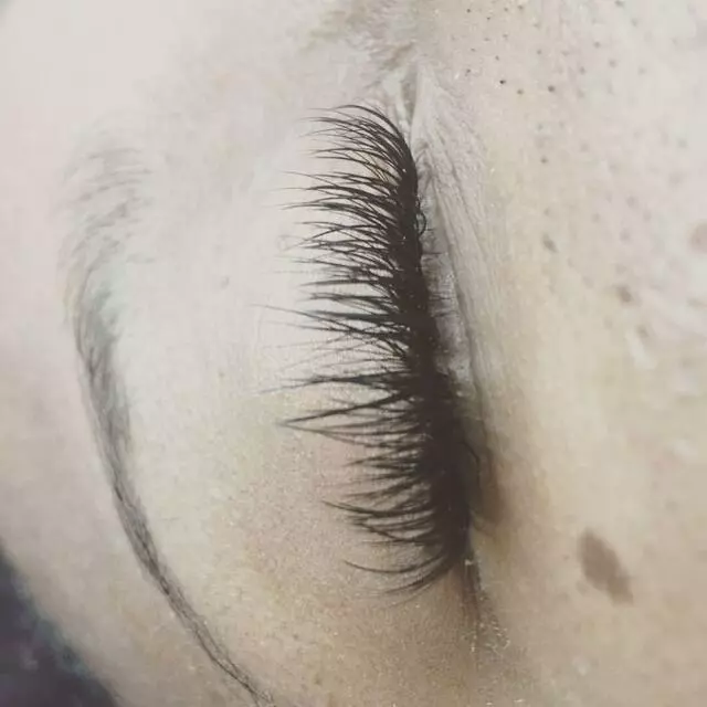 Azja Lash Bar