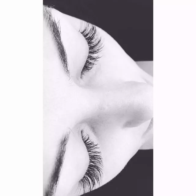 Azja Lash Bar