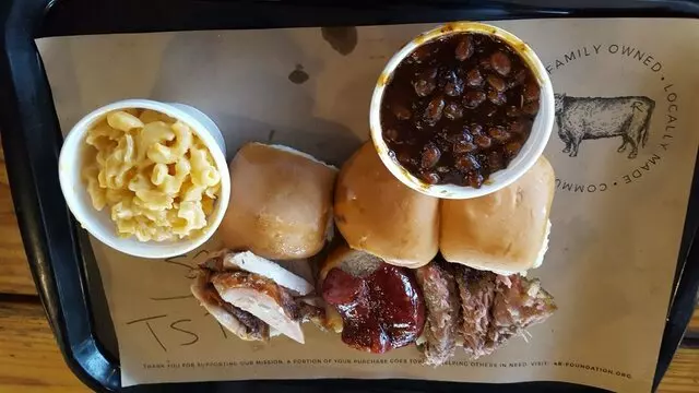 4 Rivers Smokehouse