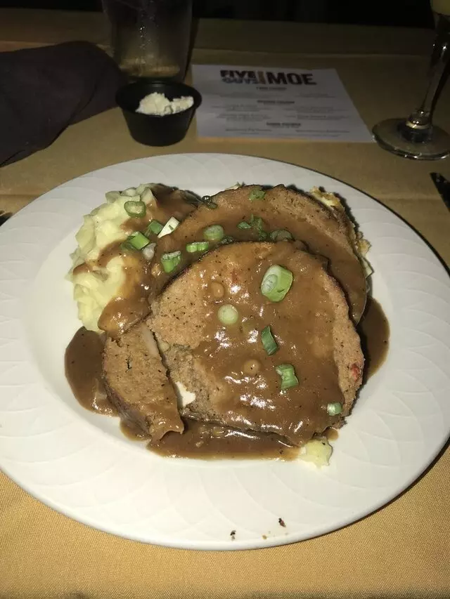 Alhambra Theatre & Dining