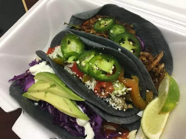 Alma Food Truck