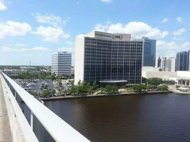 Acosta Bridge