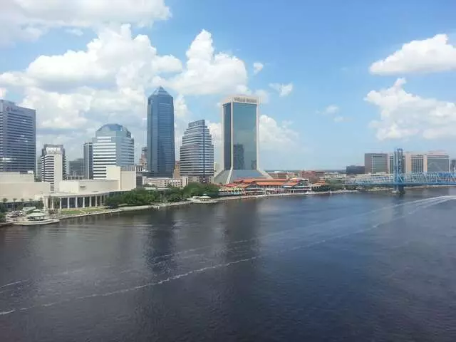 Acosta Bridge