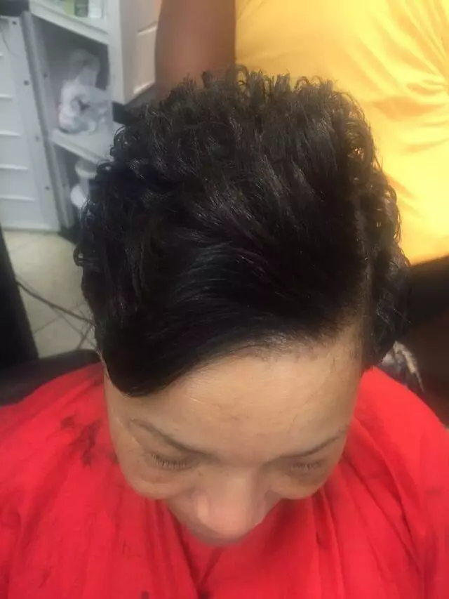 AMG Uptown Salon
