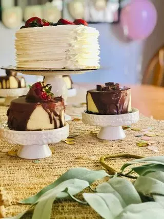 Dainty Cakes