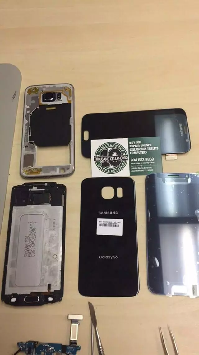 10,000 Cellphones of Dunn Ave