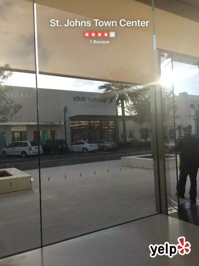 Apple Store