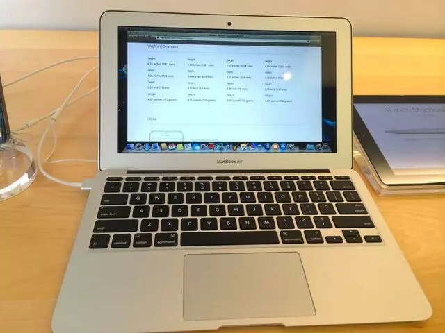 Apple Store