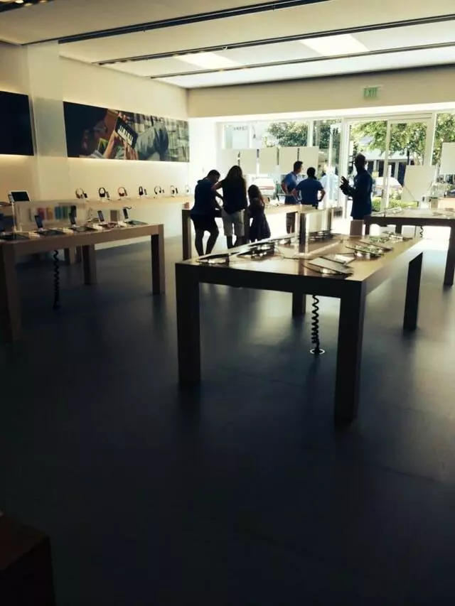 Apple Store