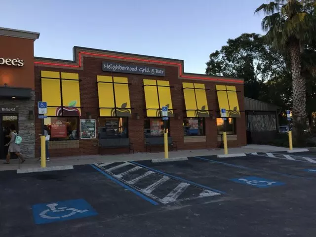 Applebee’s Grill + Bar