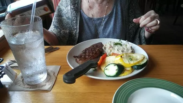 Applebee’s Grill + Bar