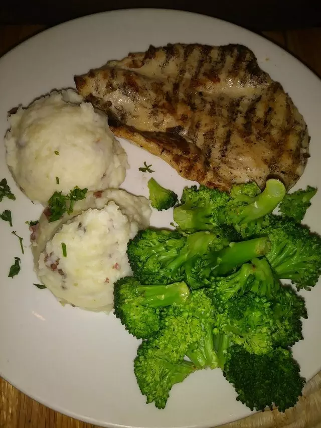 Applebee’s Grill + Bar