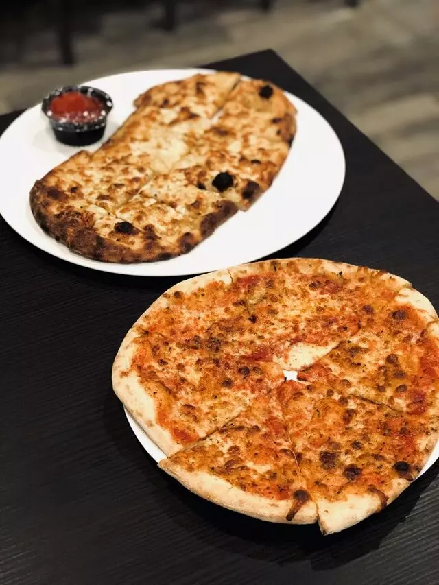 1000 Degrees Neapolitan Pizza
