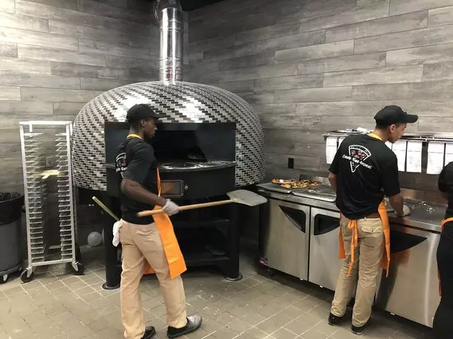 1000 Degrees Neapolitan Pizza